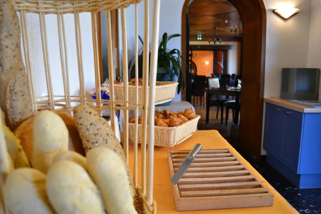 Hotel Restaurant Davat Brison-Saint-Innocent Εξωτερικό φωτογραφία